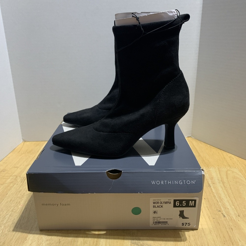 NWT WORTHINGTON Womens Olympia Flared Heel Booties Boots 6.5M Black Faux Suede
